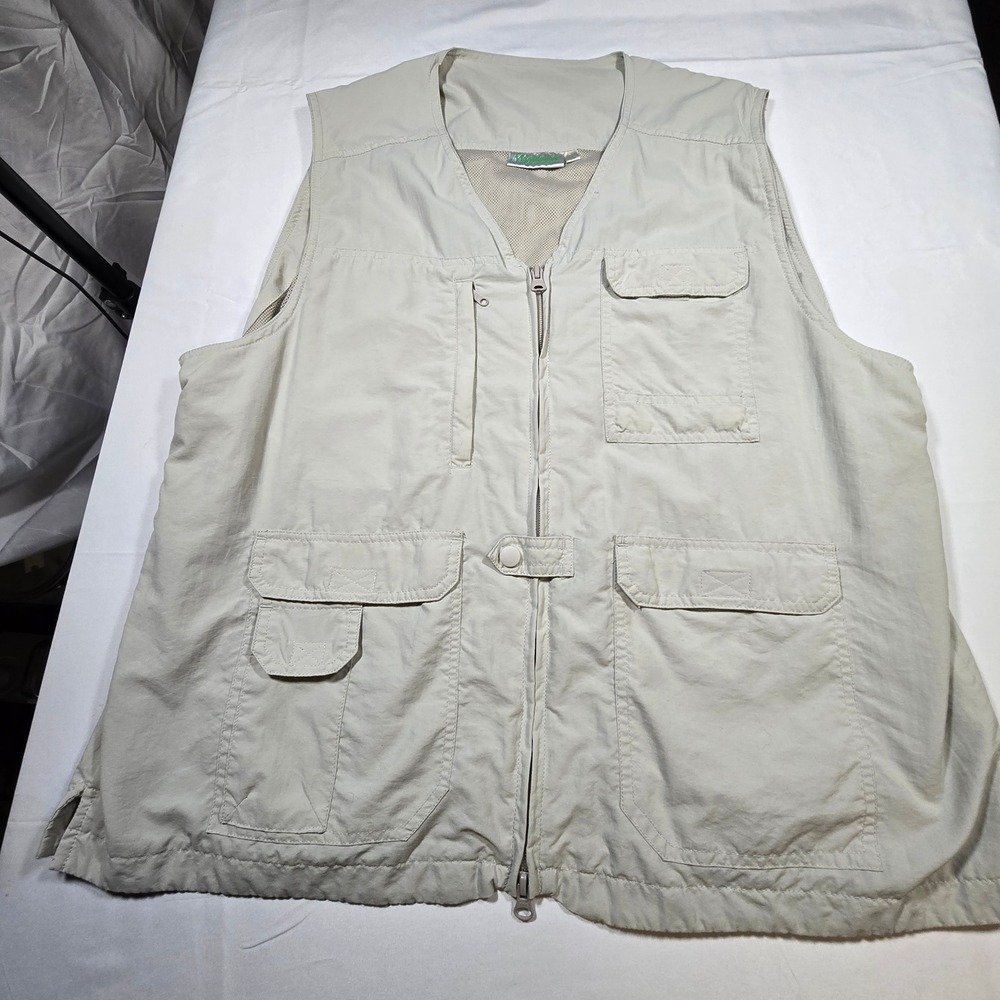 Magellan's utility vest Mens XL Tan Nylon Mesh Lined Multi Pocket Travel